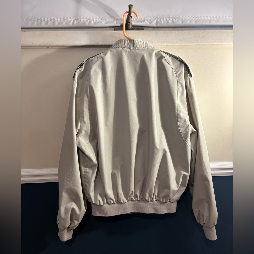 Members Only Vintage Beige Full Zip Up Jacket, Size Small (Unisex) - Picture 3 of 11